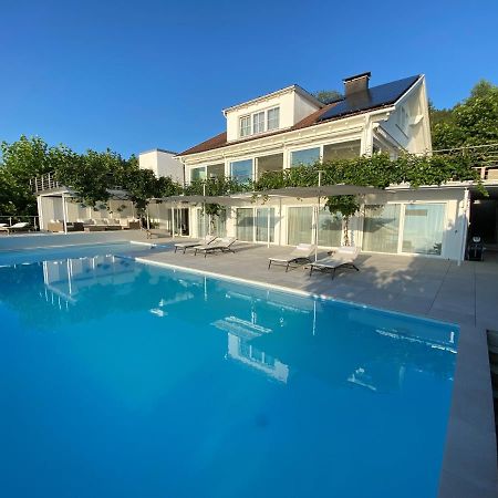 Villa Uber Dem Bodensee - Hauptwohnung Lochau Exteriör bild