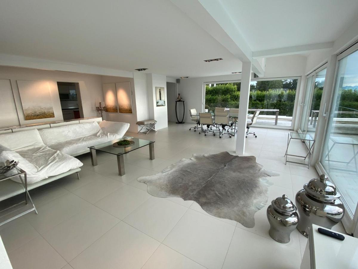 Villa Uber Dem Bodensee - Hauptwohnung Lochau Exteriör bild