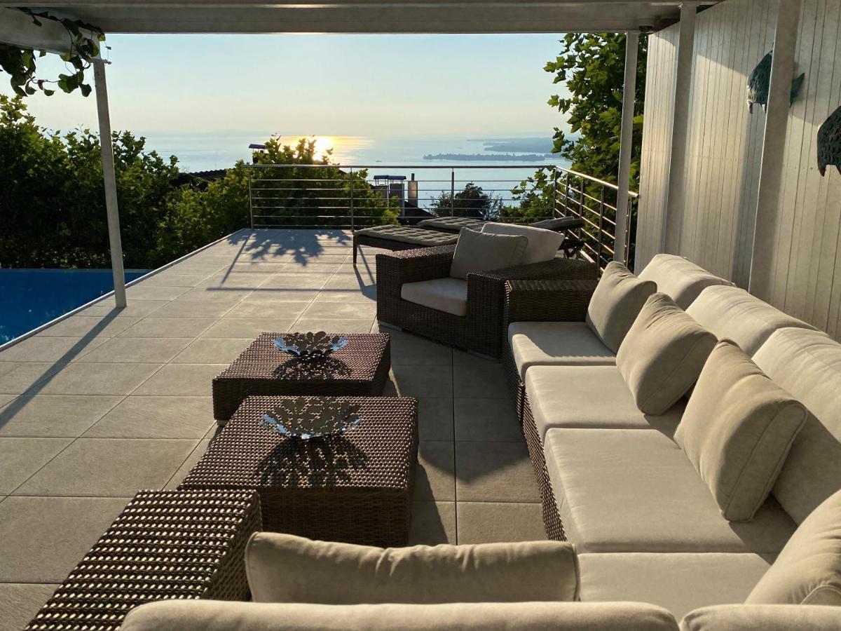 Villa Uber Dem Bodensee - Hauptwohnung Lochau Exteriör bild